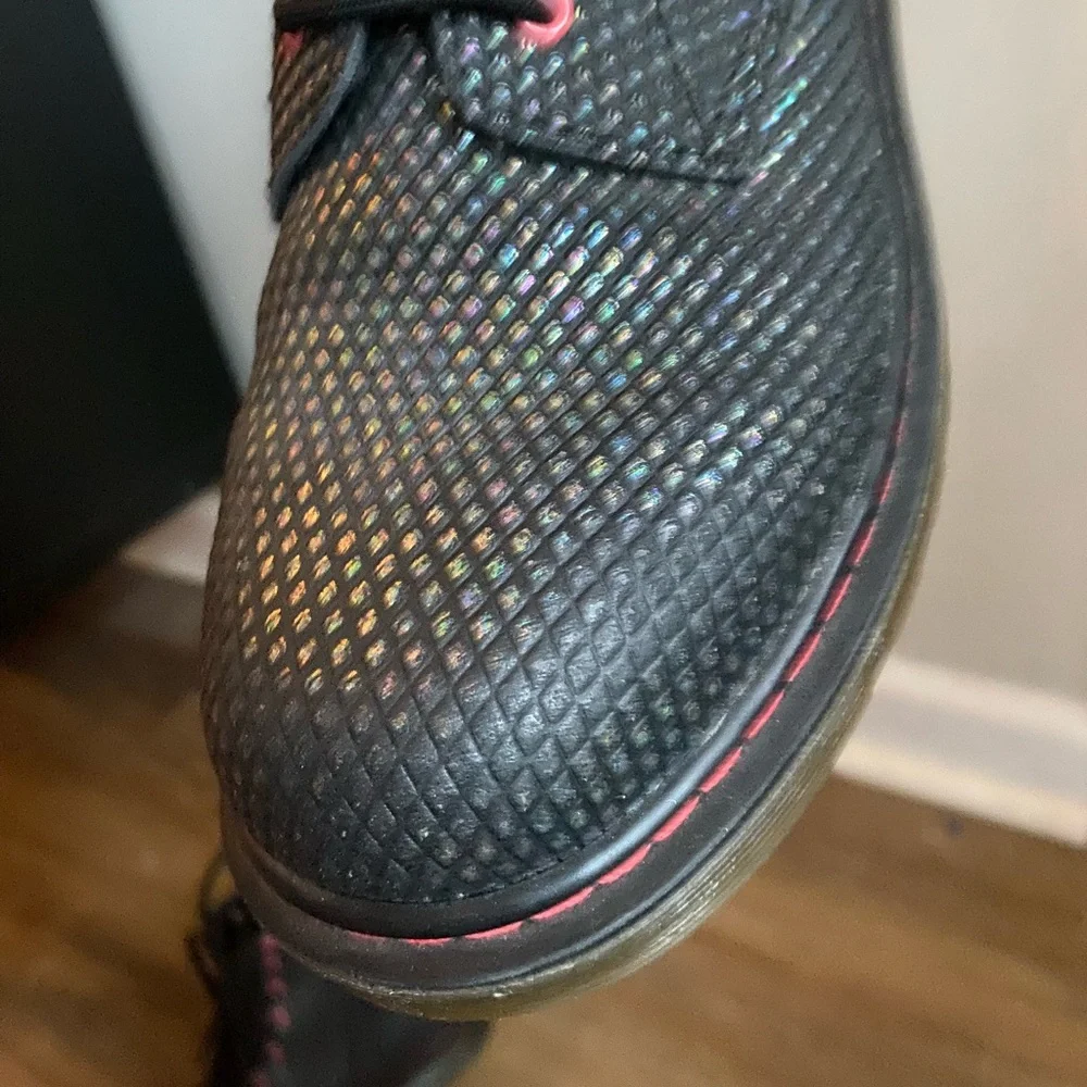 Dr Martens Delaney Black Metallic Rainbow 8-Eye Side Zip Boots-Size 5M